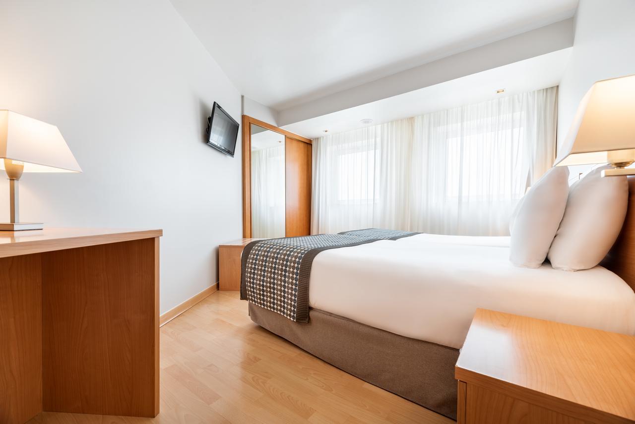 Hotel Exe Puerta San Pedro Lugo Zewnętrze zdjęcie